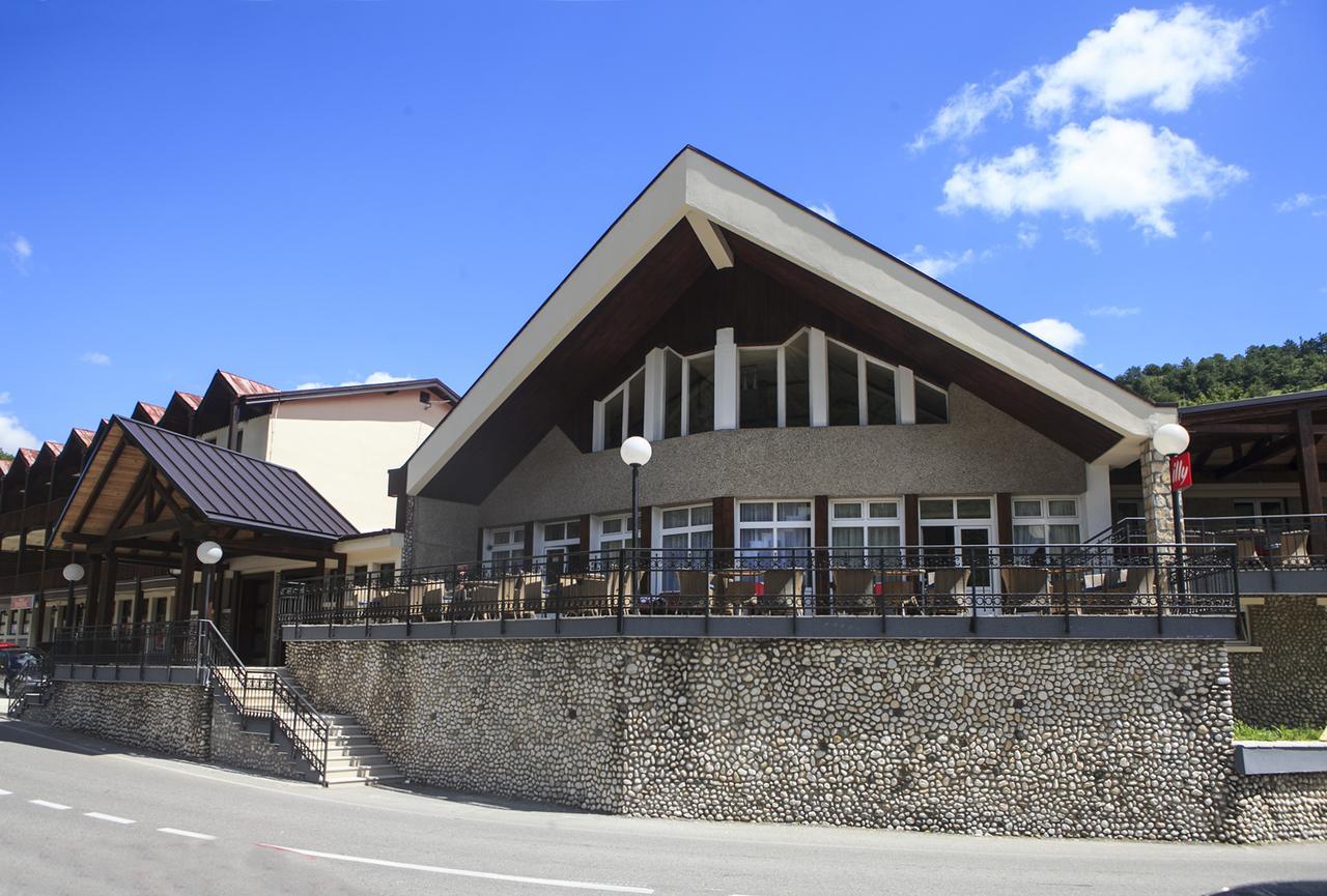 Hotel Djokovic Savnik Exteriör bild